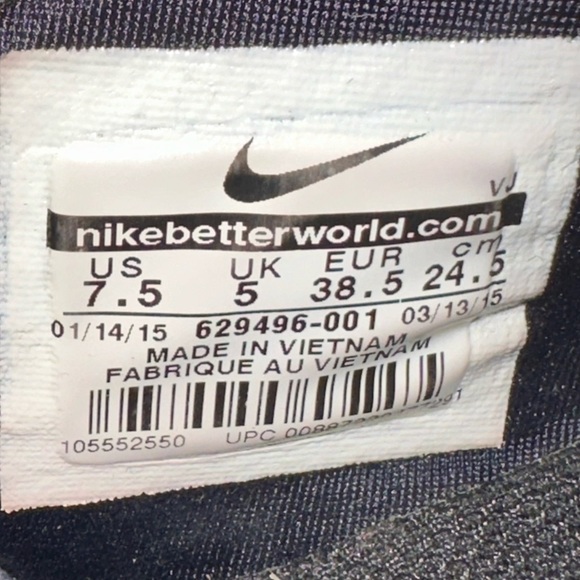 Nike Size 7.5 - Picture 6 of 7